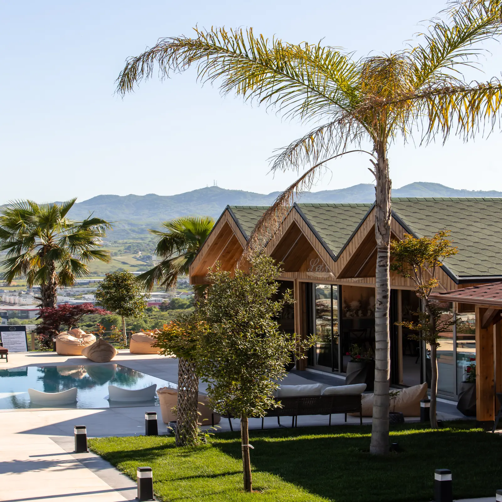 Big Private Villa with Pool