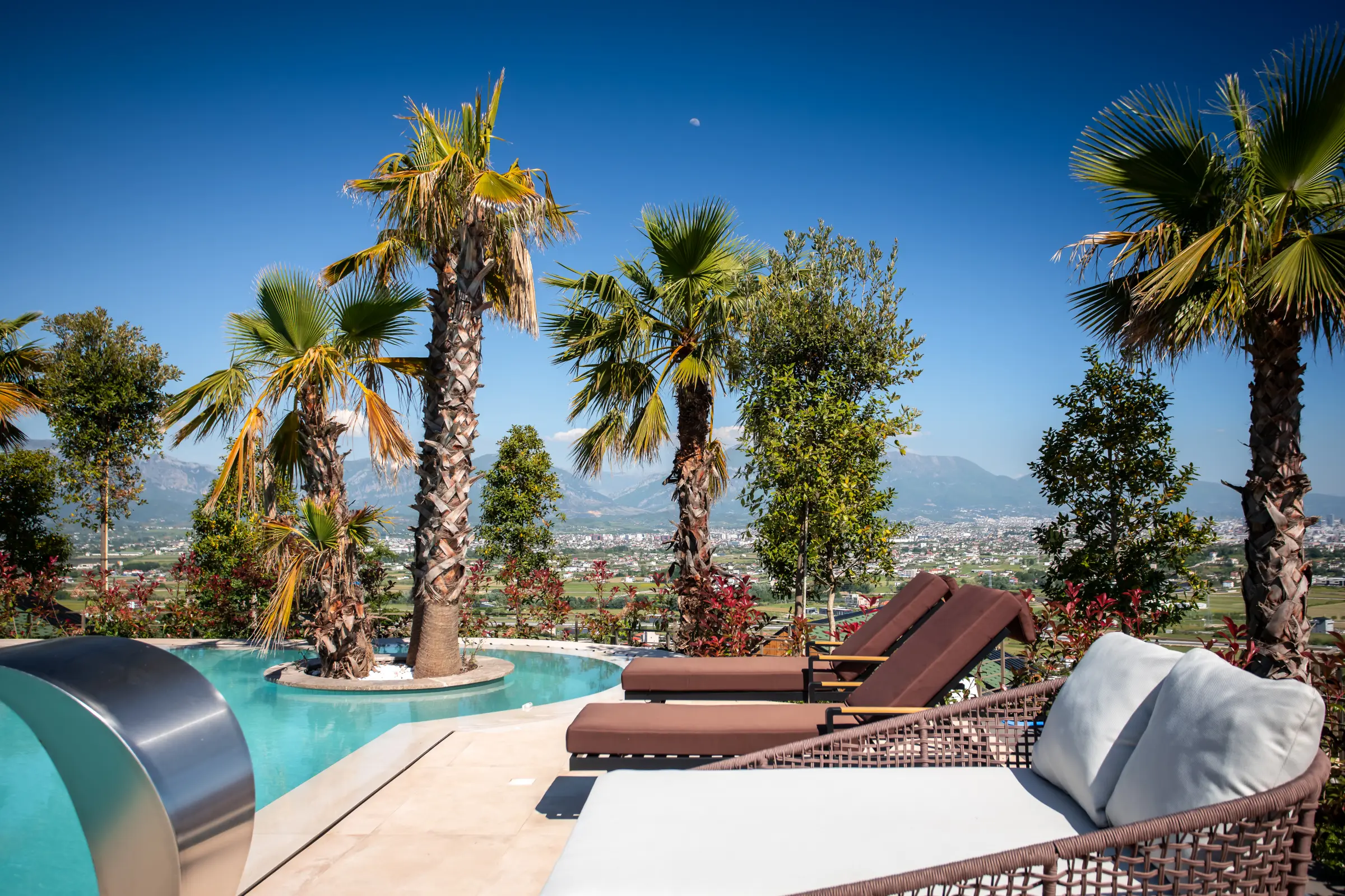 Big Private Villa with Pool